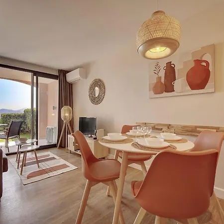 Appartement Immogroom - Sea View- Pool- Parking- Garden *