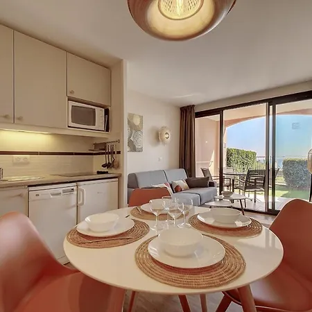 Appartement Immogroom - Sea View- Pool- Parking- Garden