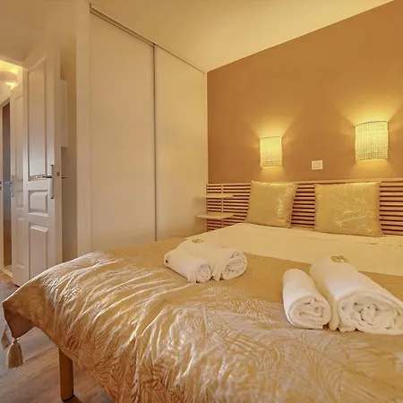 Appartement Immogroom - Sea View- Pool- Parking- Garden *
