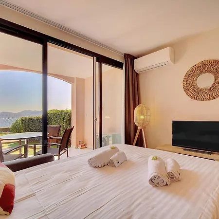 Immogroom - Sea View- Pool- Parking- Garden Appartement *