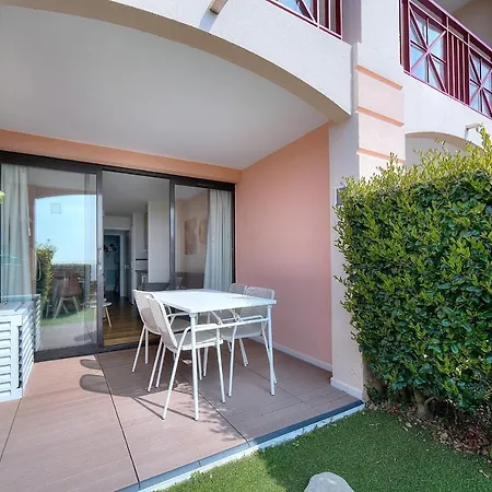 Immogroom - Sea View- Pool- Parking- Garden Appartement